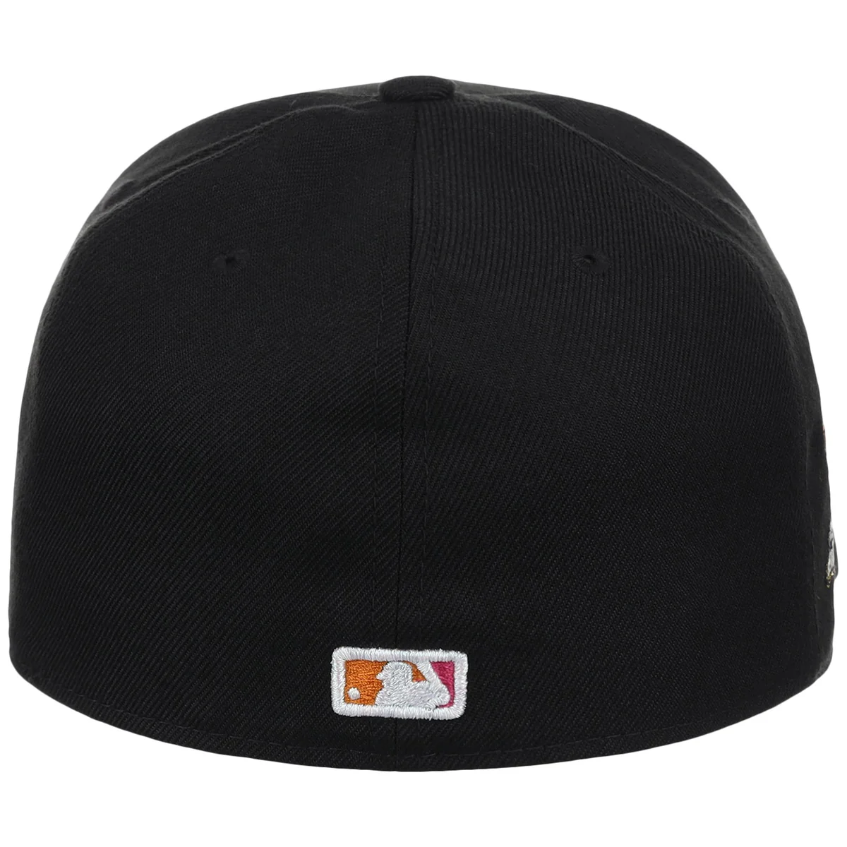 San Diego Padres MLB City Connect - Black Metallics New Era 59FIFTY detail view