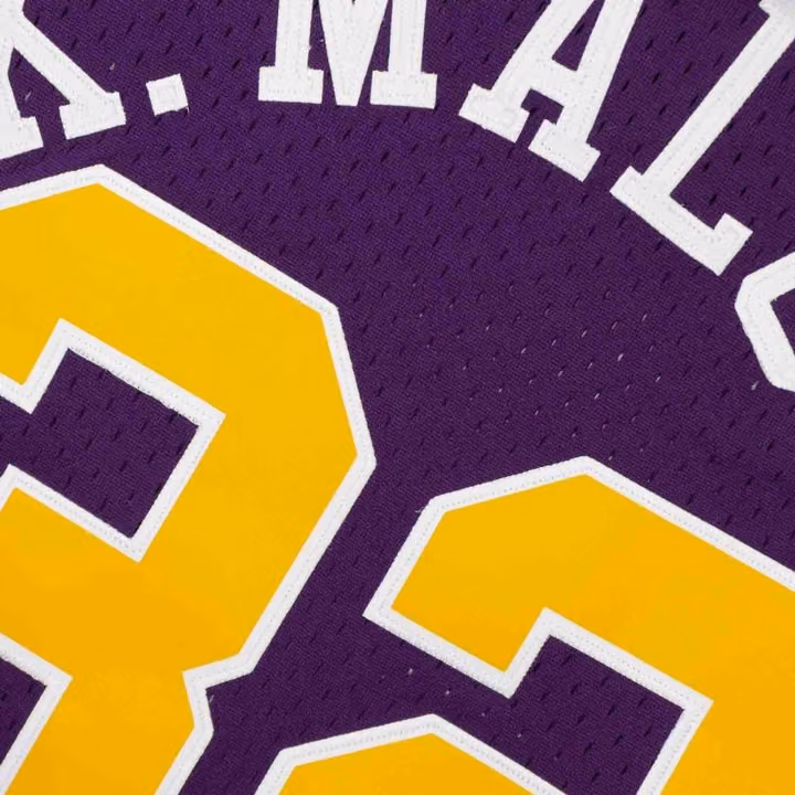 Karl Malone #32 Utah Jazz 1991-92 Swingman NBA Jersey view 4