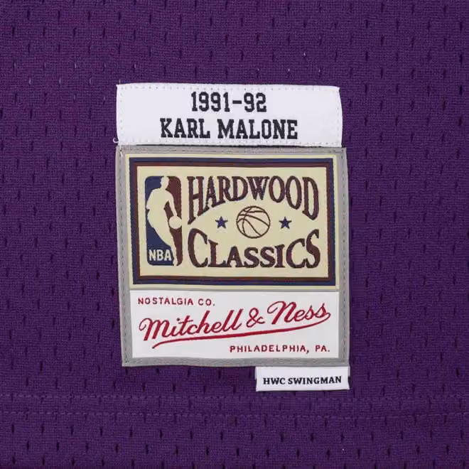 Karl Malone #32 Utah Jazz 1991-92 Swingman NBA Jersey view 3