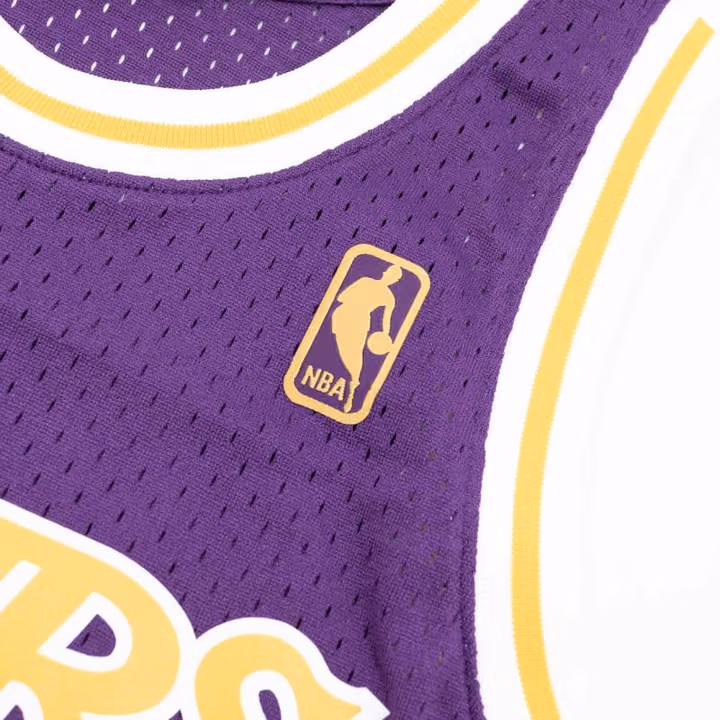 Shaq O'Neal #34 Los Angeles Lakers 1996-97 Swingman NBA Jersey Purple view 4