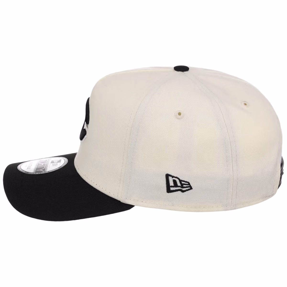 Cincinnati Reds MLB Chrome x Black FASHION CORE New Era 9FORTY A-Frame detail view