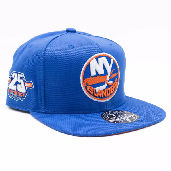 New York Islanders Vintage Mitchell & Ness Fitted NHL Cap Blue product photo