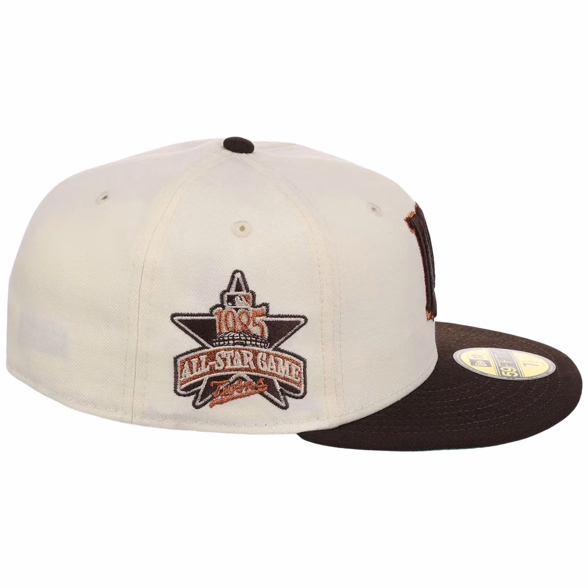 Minnesota Twins MLB Walnut Reserve New Era 59FIFTY detail view