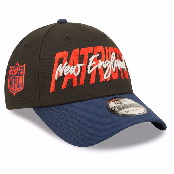 New England Patriots Official 2022 NFL Draft New Era 9FORTY Adjustable Cap product photo