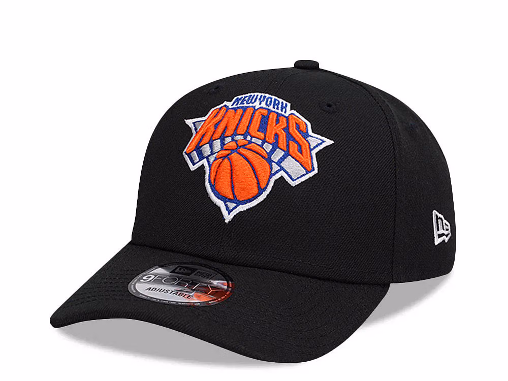 New Era New York Knicks Black Edition 9Forty Snapback Hat front