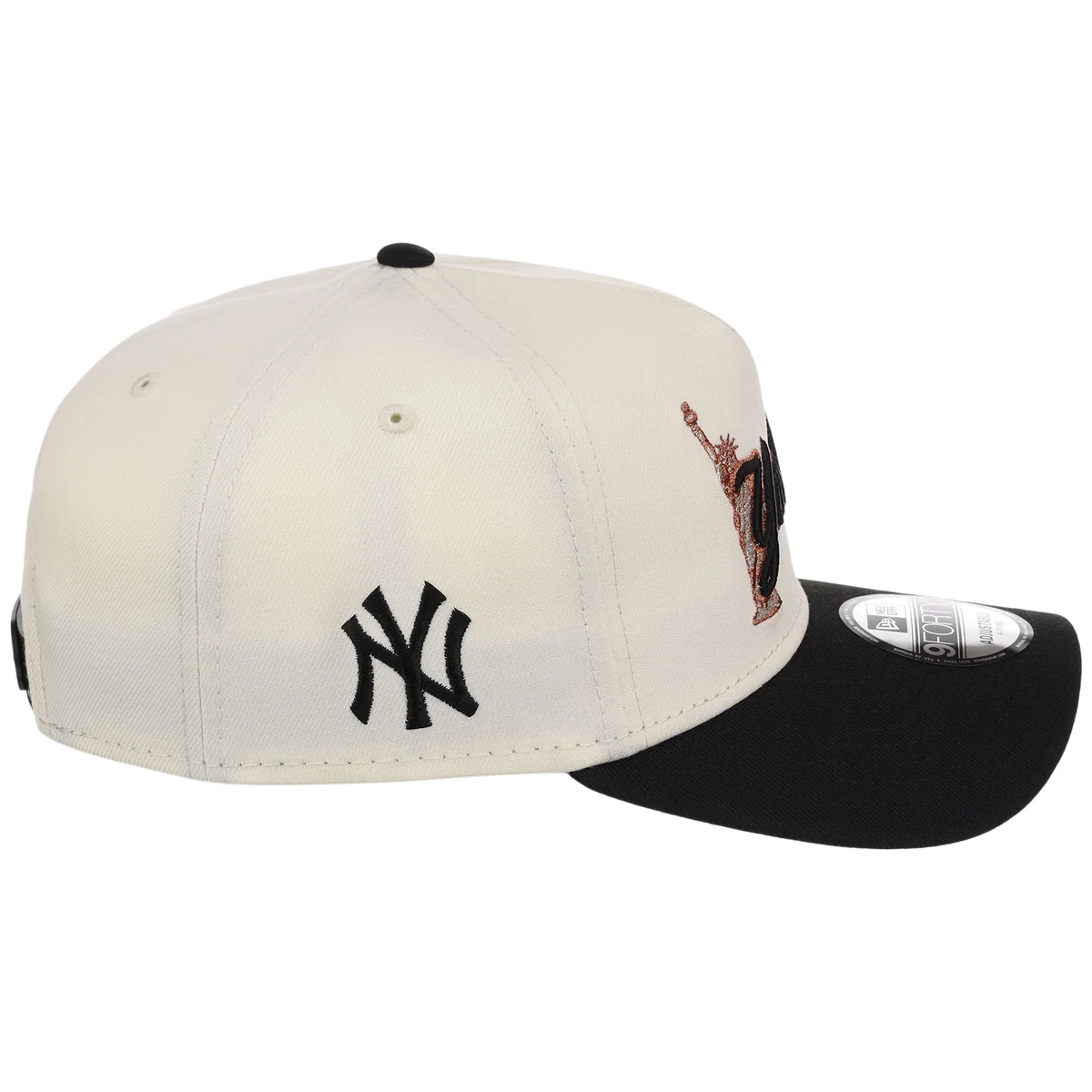New York Yankees Liberty Script New Era 9FORTY A-Frame detail view