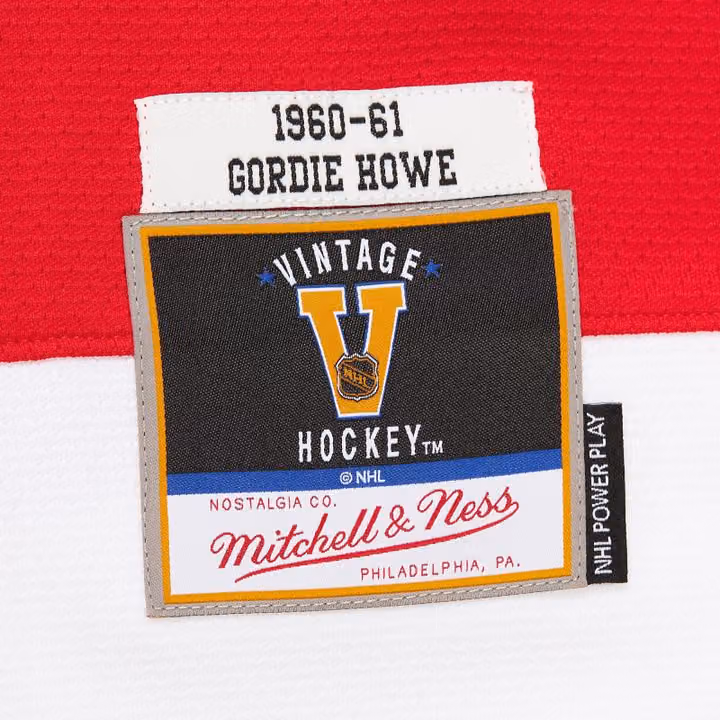 Gordie Howe #9 Detroit Red Wings 1960-61 Premium Power Play NHL Jersey Red view 3