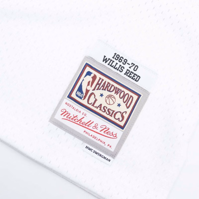 Willis Reed #19 New York Knicks 1969-70 Mitchell & Ness Swingman NBA Jersey White view 3