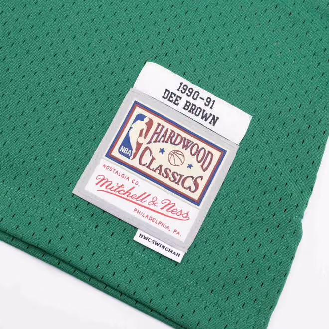 Dee Brown #7 Boston Celtics 1990-91 Mitchell & Ness Swingman NBA Jersey Green view 3