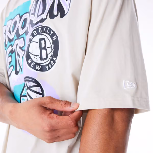 Brooklyn Nets Retro New Era Oversized NBA T-Shirt Beige view 4