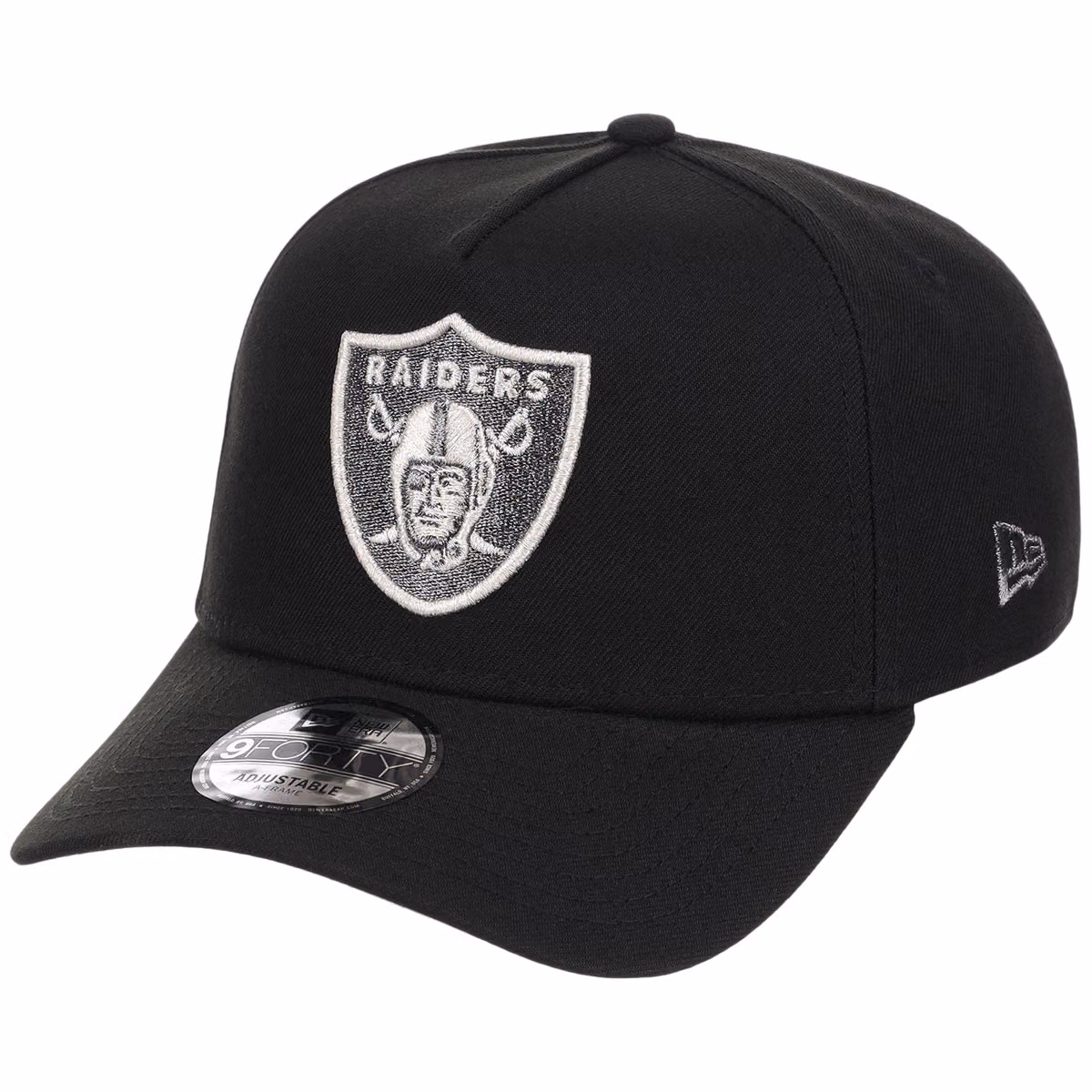 Las Vegas Raiders NFL Liquid Titanium New Era 9FORTY detail view