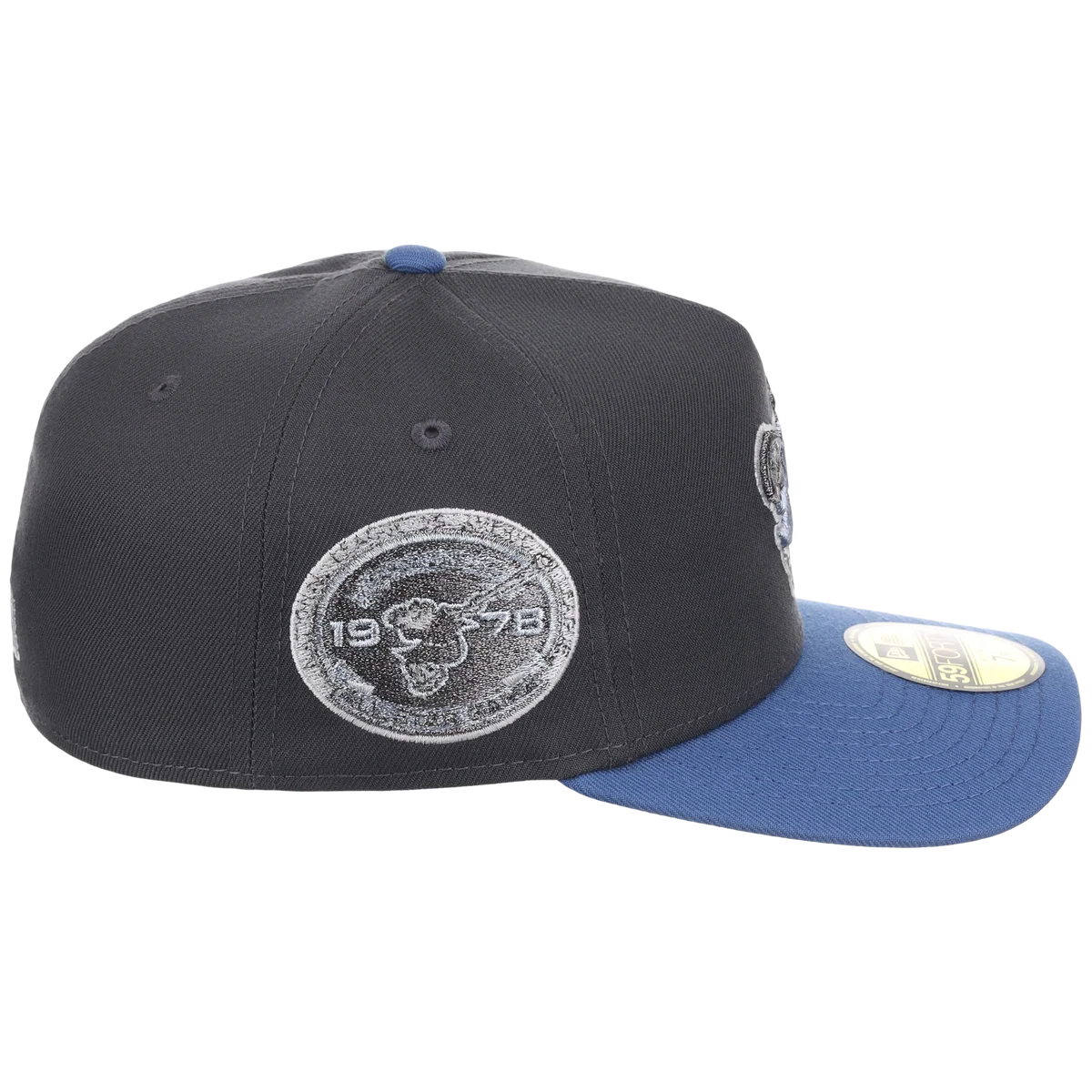 San Diego Padres MLB Indigo Steel New Era 59FORTY detail view
