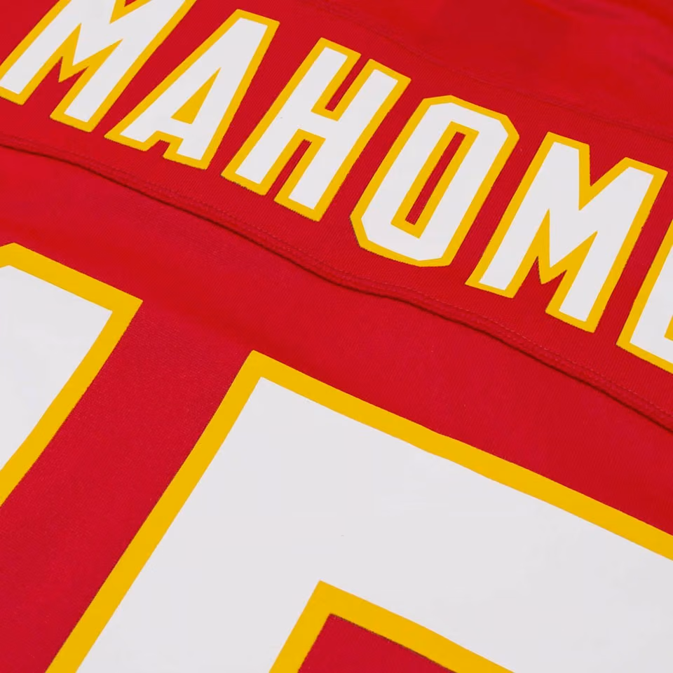 Patrick Mahomes #15 Kansas City Chiefs Nike Game Football NFL Jersey Red view 5