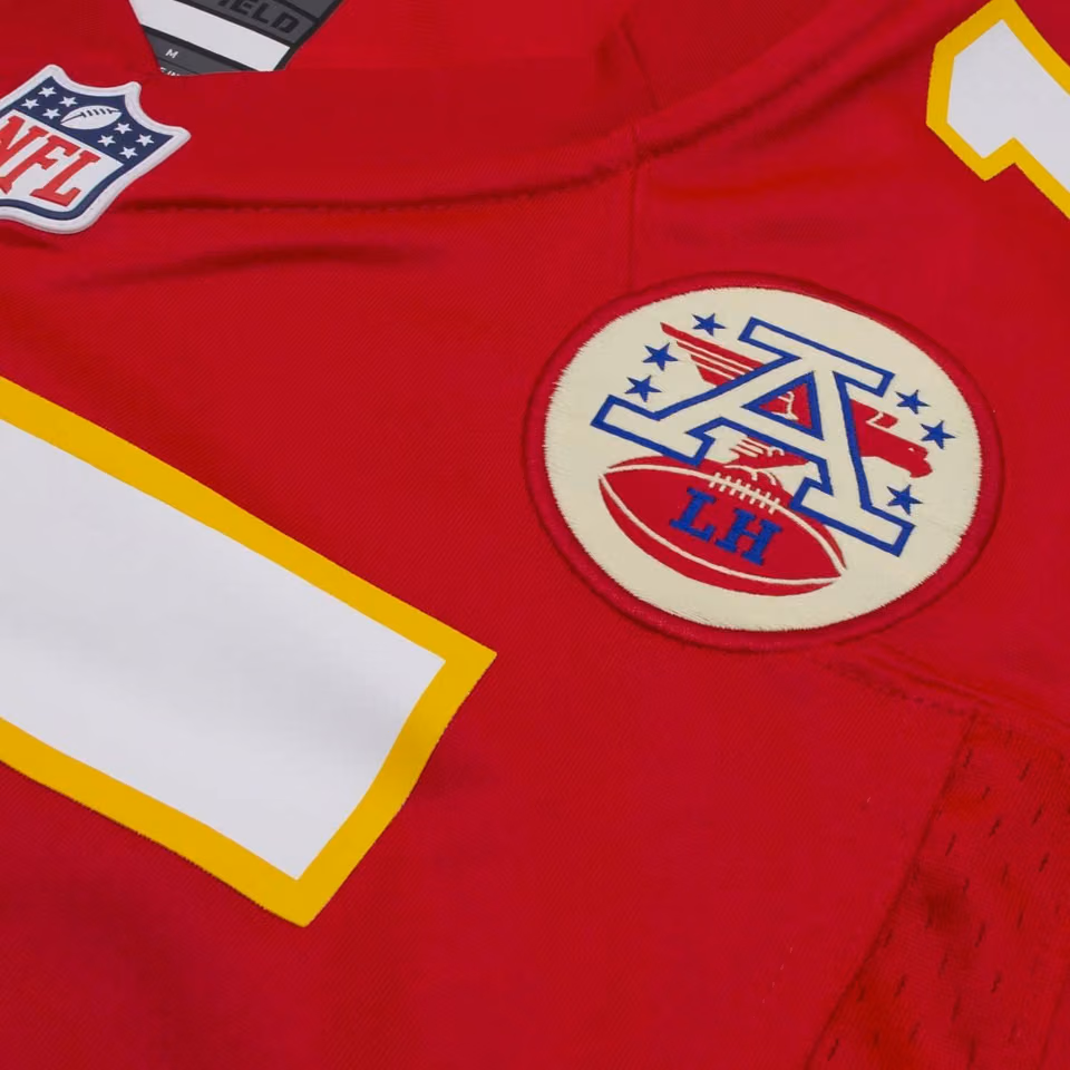 Patrick Mahomes #15 Kansas City Chiefs Nike Game Football NFL Jersey Red view 4