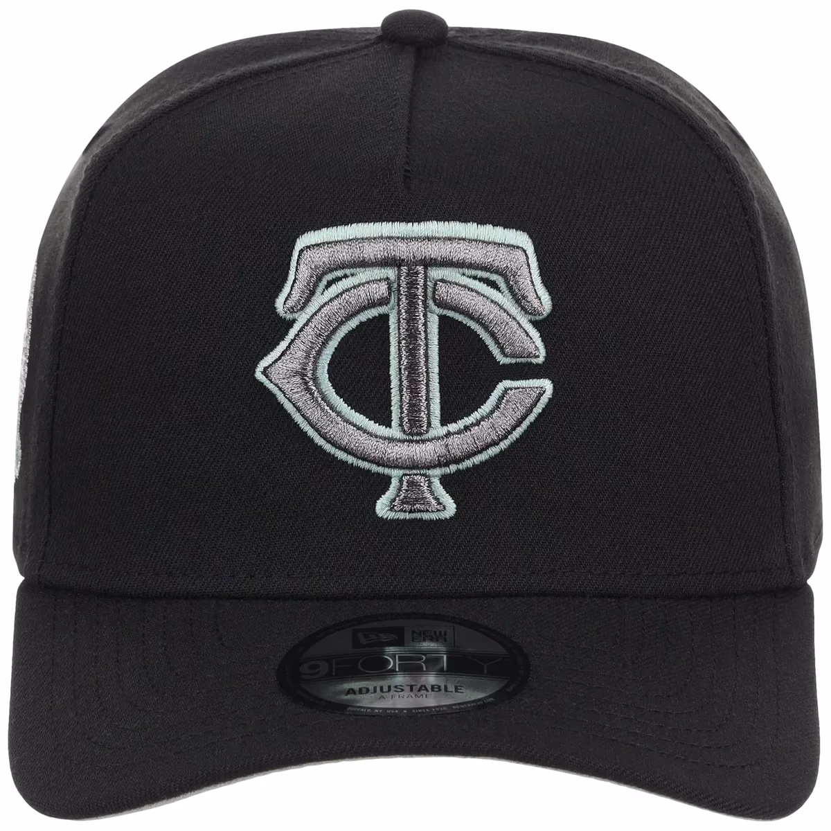 Minnesota Twins MLB Alpine Snow New Era 9FORTY A-Frame detail view