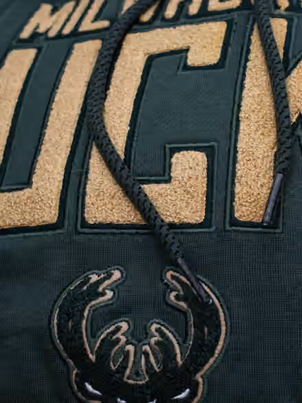 Milwaukee Bucks Felt Logo Throwback NBA Hoodie Green view 3