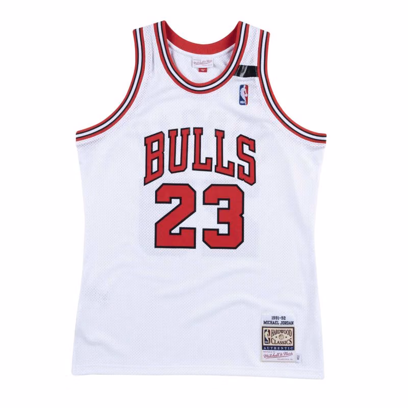 Michael Jordan #23 Chicago Bulls 1991-92 Authentic NBA Jersey White view 1