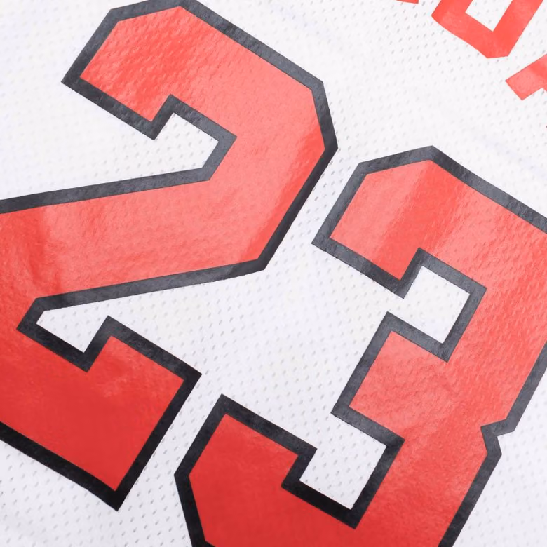 Michael Jordan #23 Chicago Bulls 1991-92 Authentic NBA Jersey White view 5