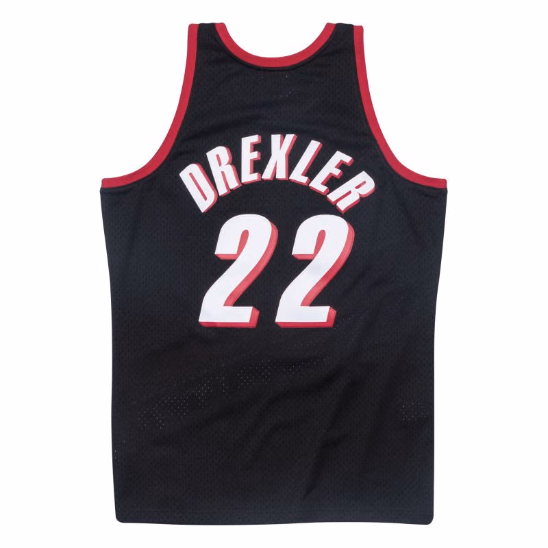 Clyde Drexler #22 Portland Trail Blazers 1991-92 Mitchell & Ness Swingman NBA Jersey Black view 2