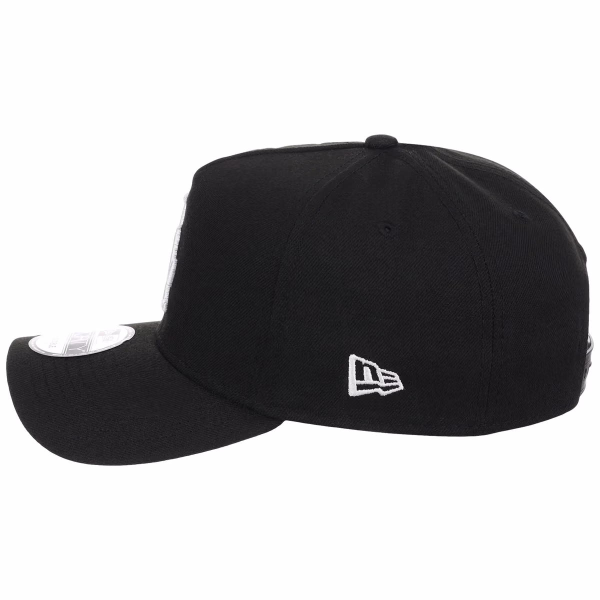Los Angeles Dodgers MLB Black Dome New Era 9FORTY A-Frame detail view