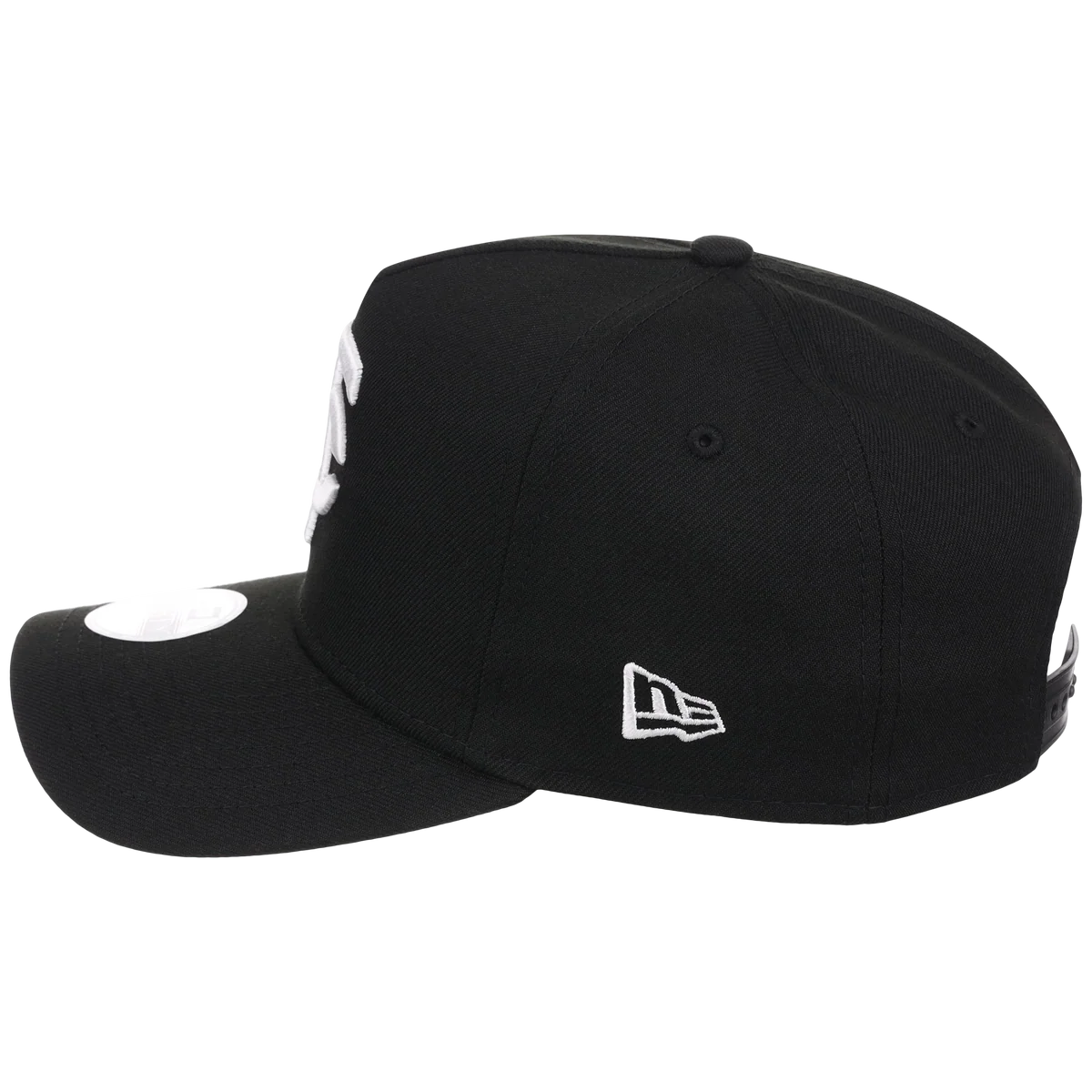 Minnesota Twins Women's New Era 9FORTY Black A-Frame detail view