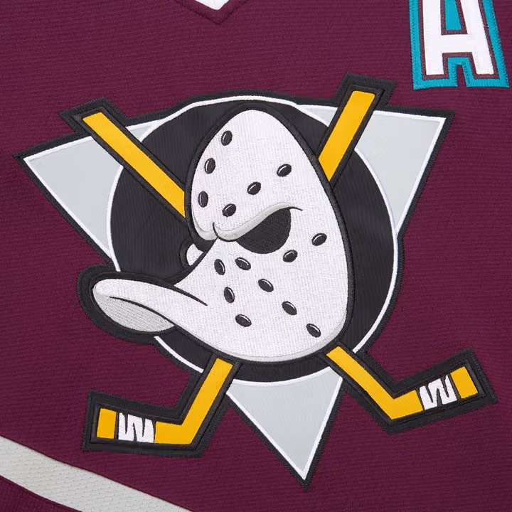 Teemu Selanne #8 Anaheim Mighty Ducks 1996-97 Premium Power Play NHL Jersey Purple view 6