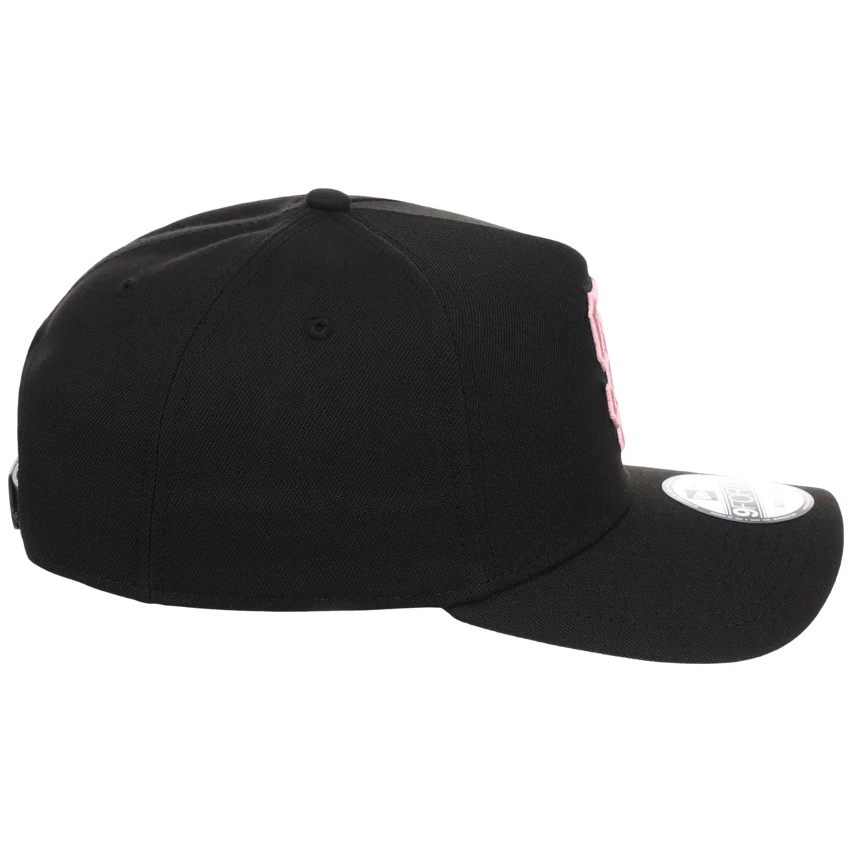San Francisco Giants MLB Black x Pink FASHION CORE New Era 9FORTY A-Frame detail view