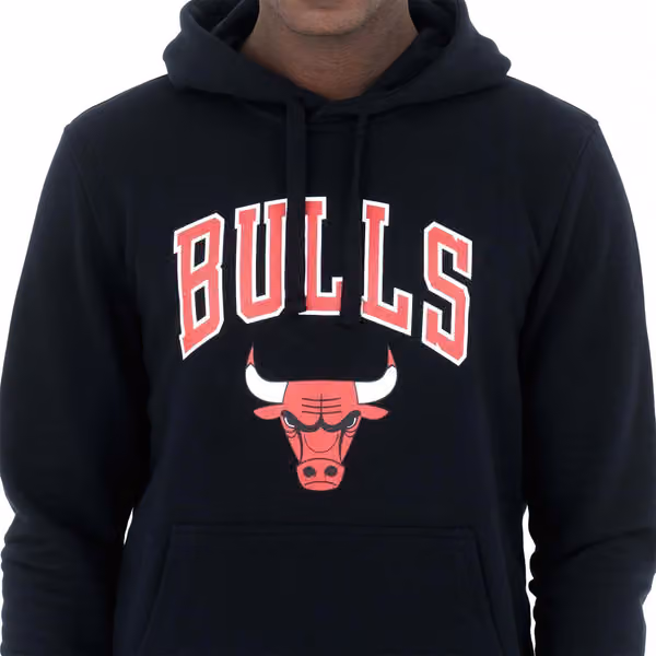 Chicago Bulls Team Logo Hoodie New Era NBA Sweatshirt view 3