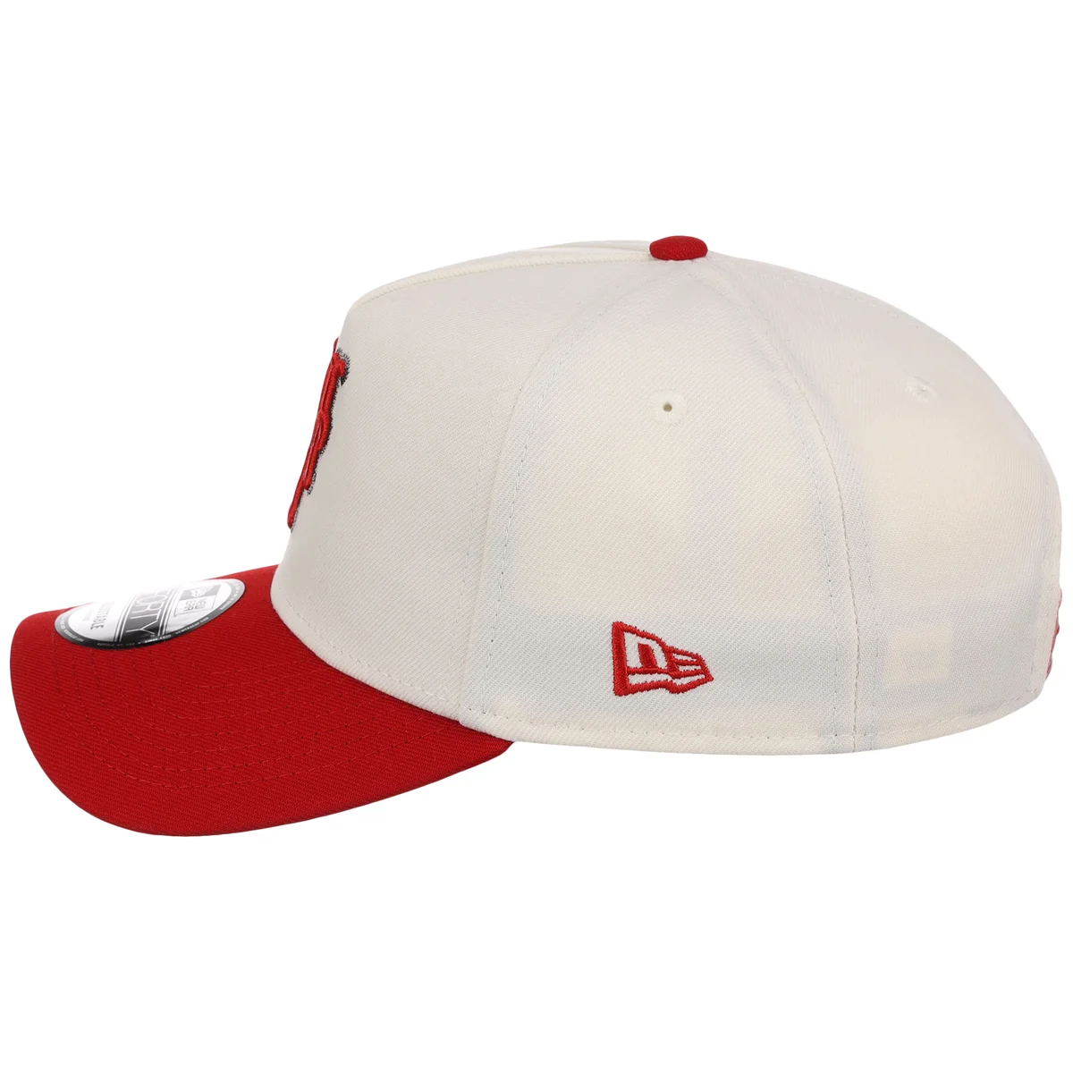 New York Mets MLB Chrome x Red FASHION CORE New Era 9FORTY A-Frame detail view