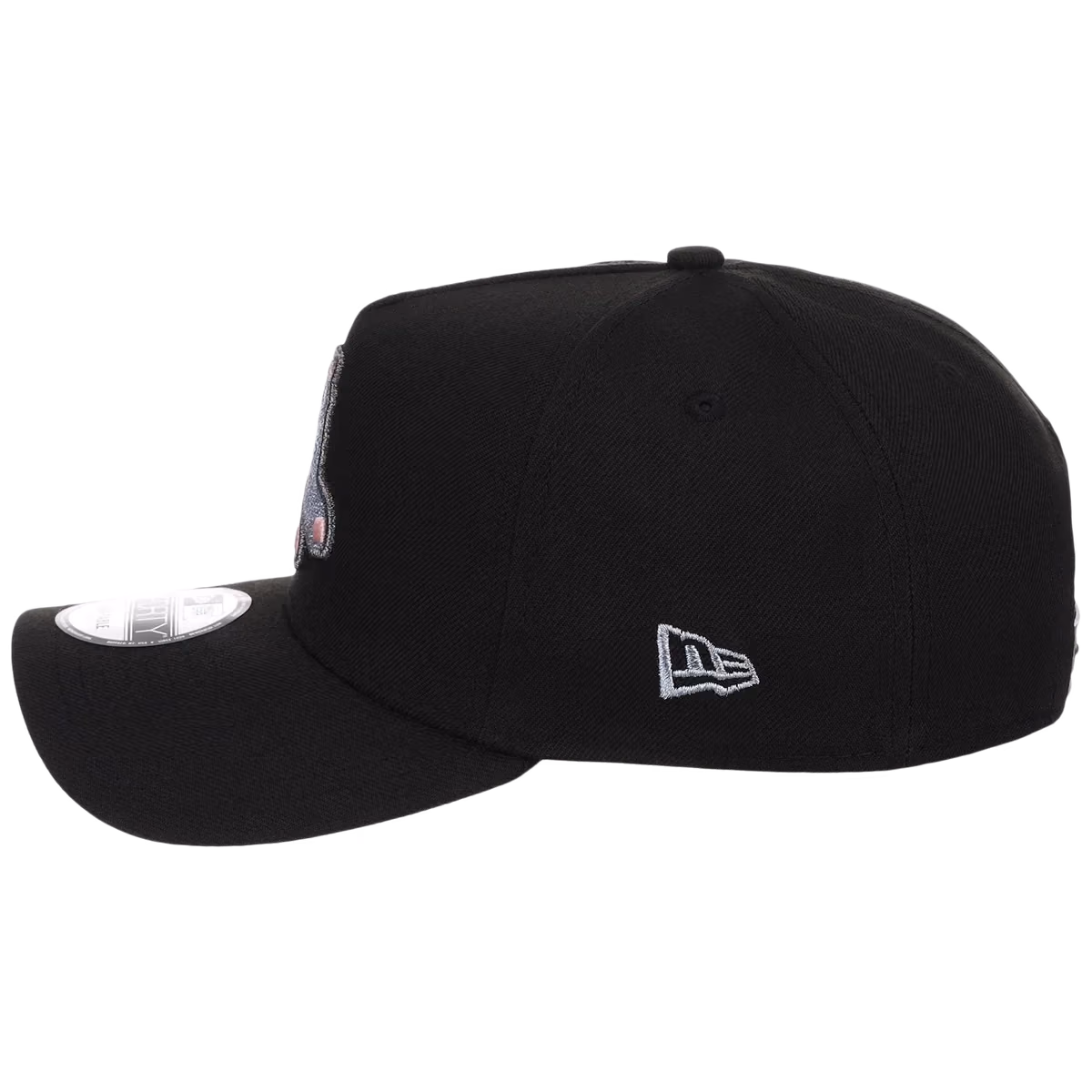 Boston Red Sox MLB Pewter Skies New Era 9FORTY A-Frame detail view