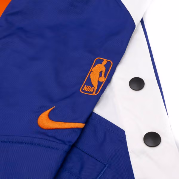 New York Knicks Courtside Snap NBA Jacket (WOMEN'S) view 4