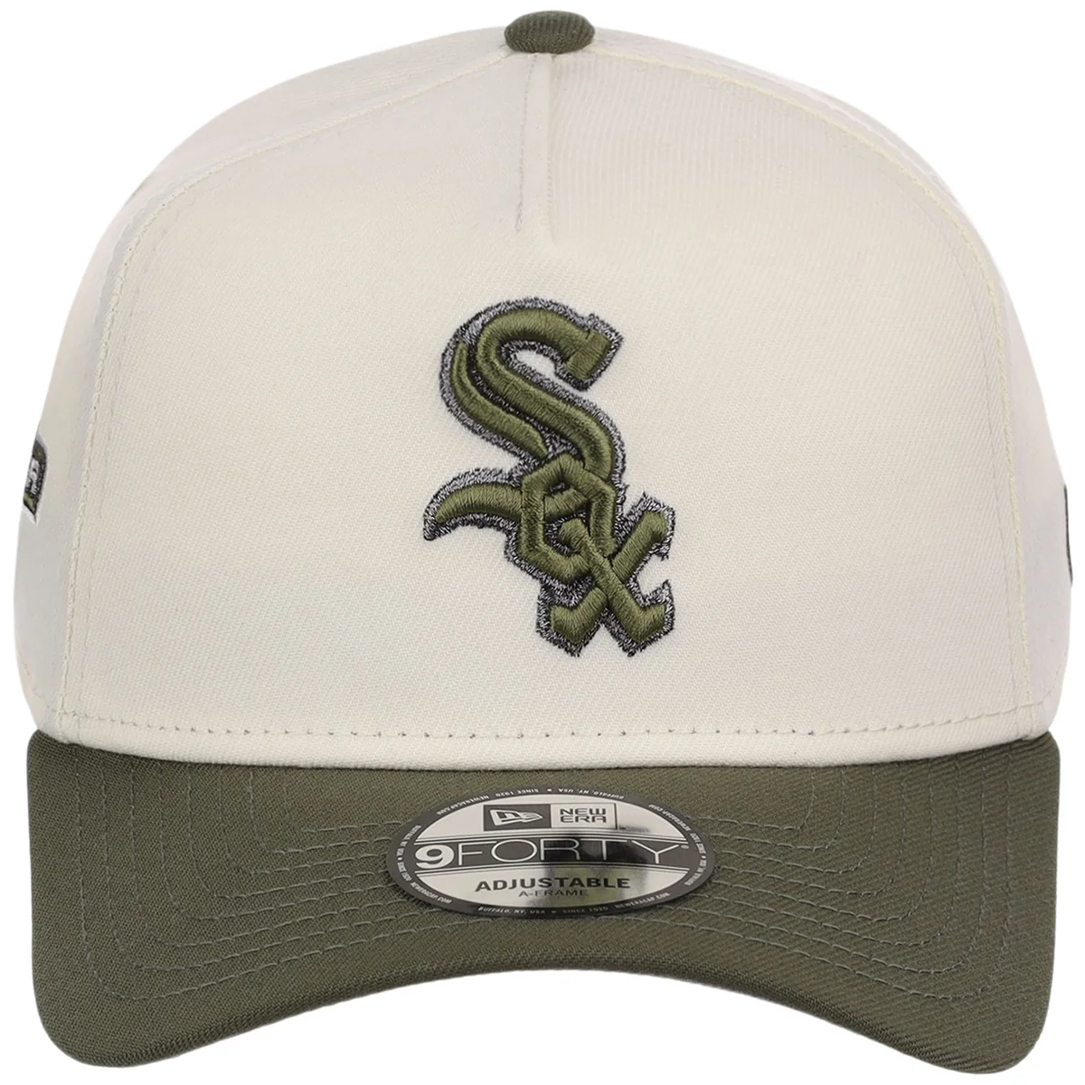 Chicago White Sox MLB Chrome Olive New Era 9FORTY detail view