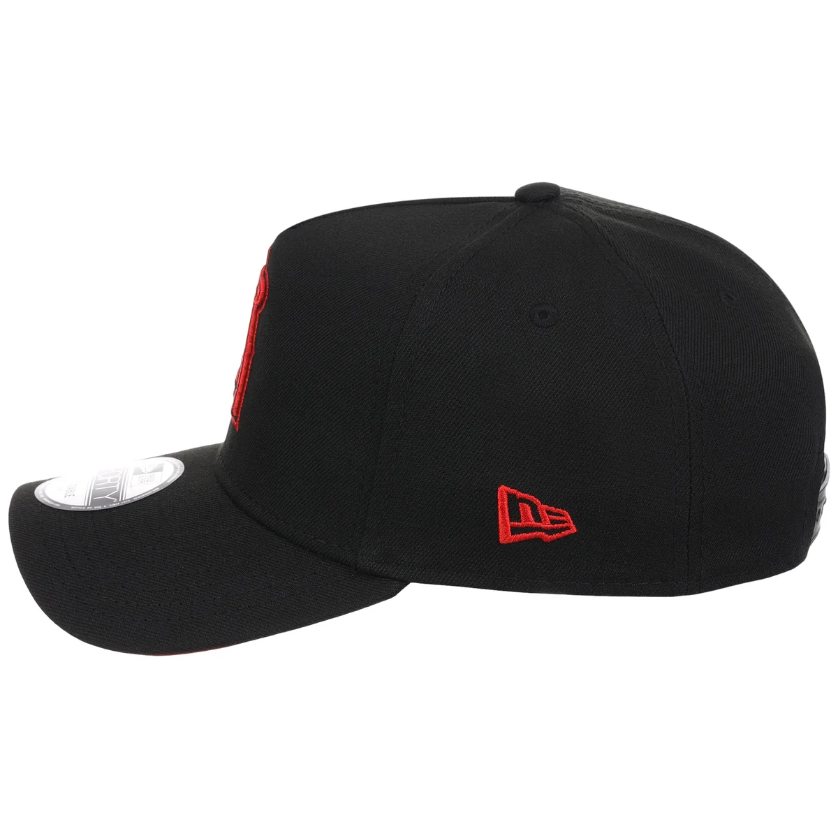 Anaheim Angels MLB Black x Red FASHION CORE New Era 9FORTY A-Frame detail view