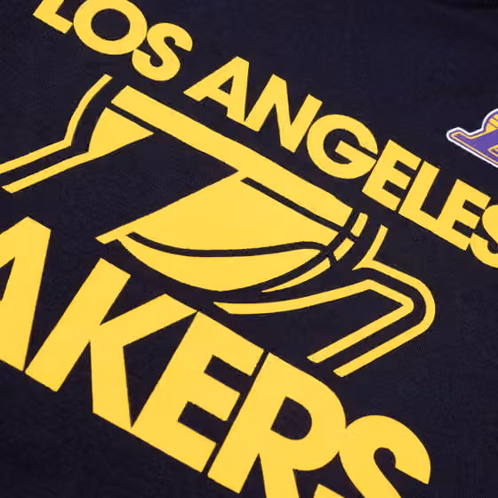 Los Angeles Lakers NBA Courtside Nike Club Hoodie Black (YOUTH) view 4