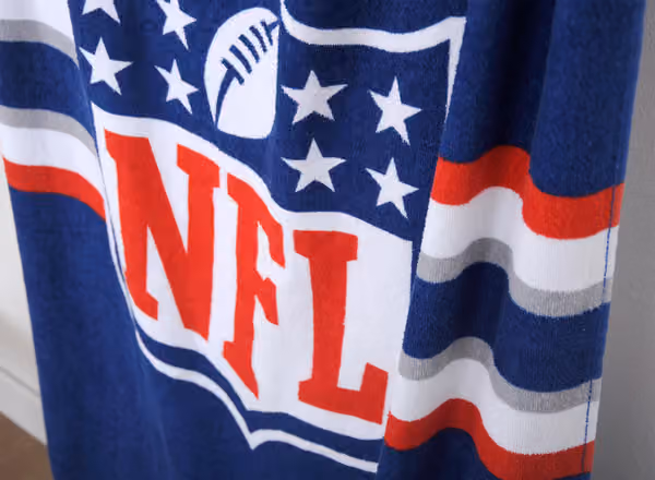 NFL Shield Velours Bath Towel view 5