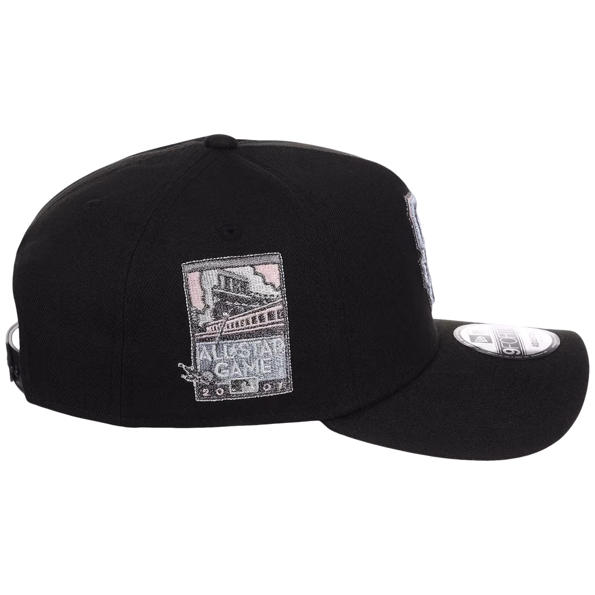 San Francisco Giants MLB Pewter Skies New Era 9FORTY A-Frame detail view