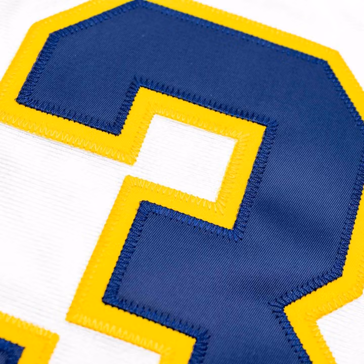 Dwyane Wade #3 Marquette University 2002-03 Authentic NCAA Jersey White view 5