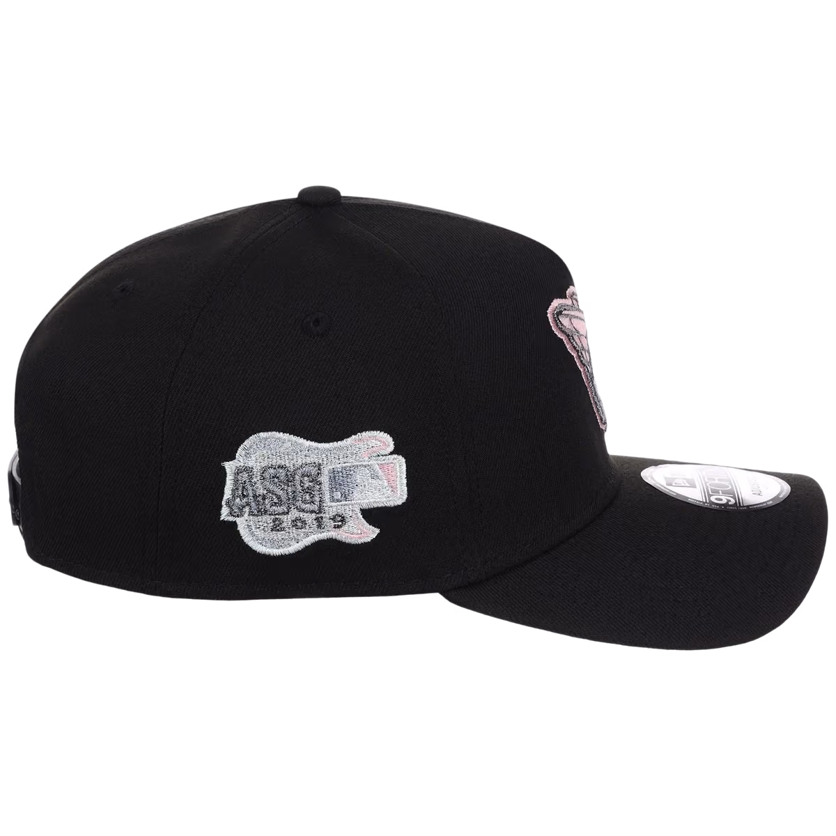 Cleveland Guardians MLB Pewter Skies New Era 9FORTY A-Frame detail view