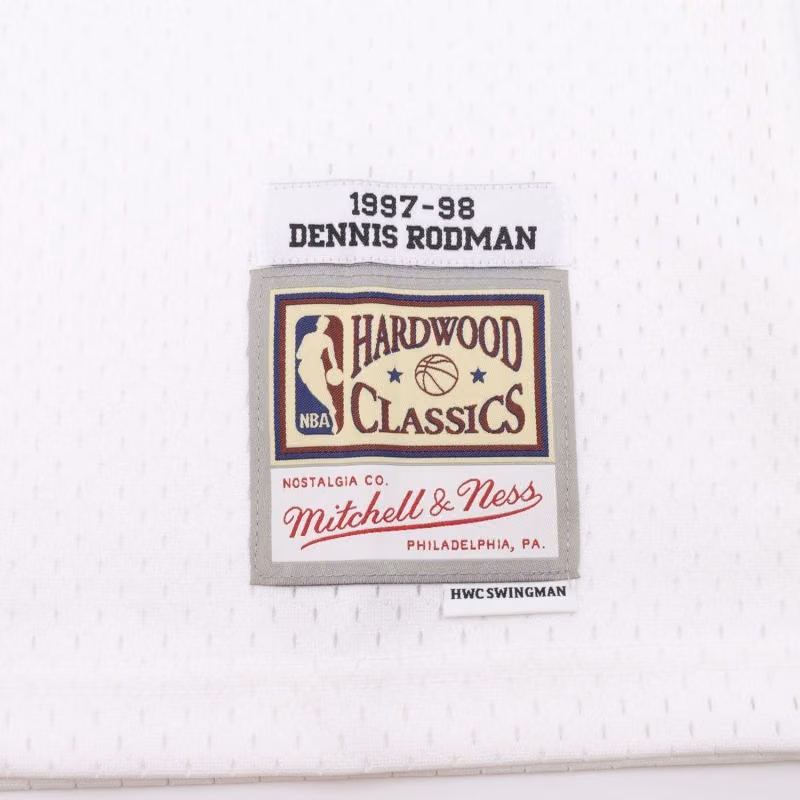 Dennis Rodman #91 Chicago Bulls 1997-98 Swingman NBA Jersey White view 3