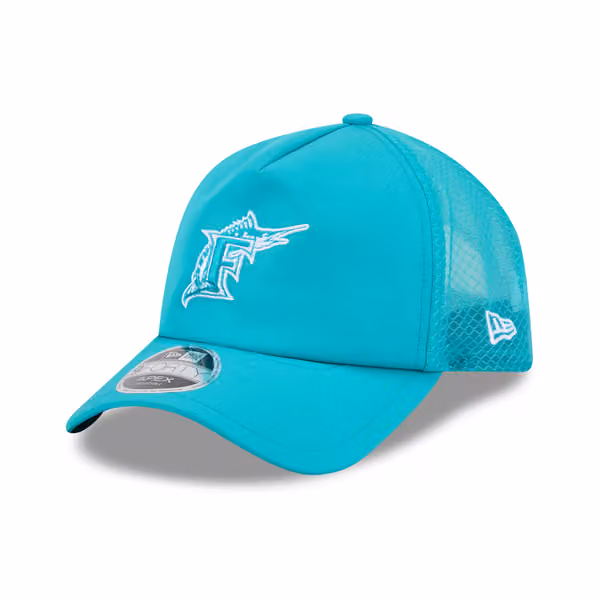 Miami Marlins 2026 MLB Batting Practice 9FORTY APEX Trucker Cap Green product photo