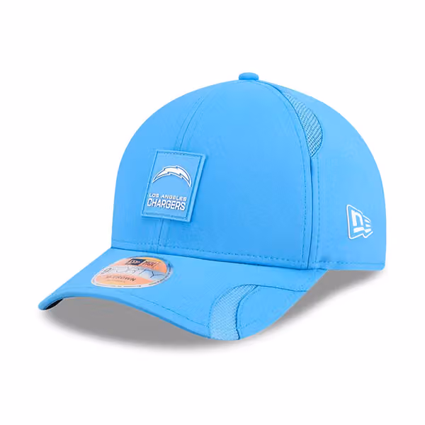 Los Angeles Chargers 2025 NFL On-Field Sideline 9FORTY M-Crown Cap Blue product photo