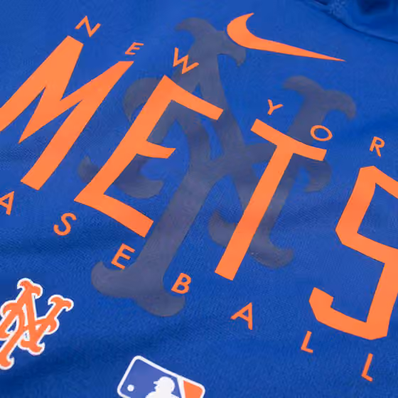 New York Mets 2023 MLB Authentic Pregame Nike Therma Hoodie view 3