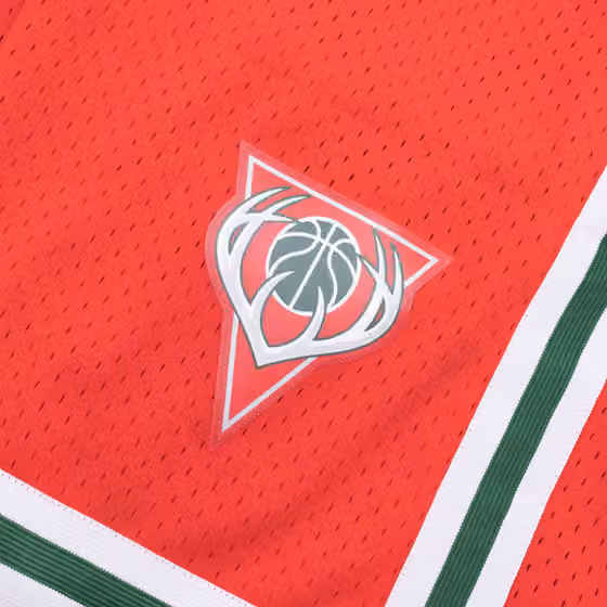 Milwaukee Bucks 2008-09 Mitchell & Ness Swingman NBA Shorts Red view 3