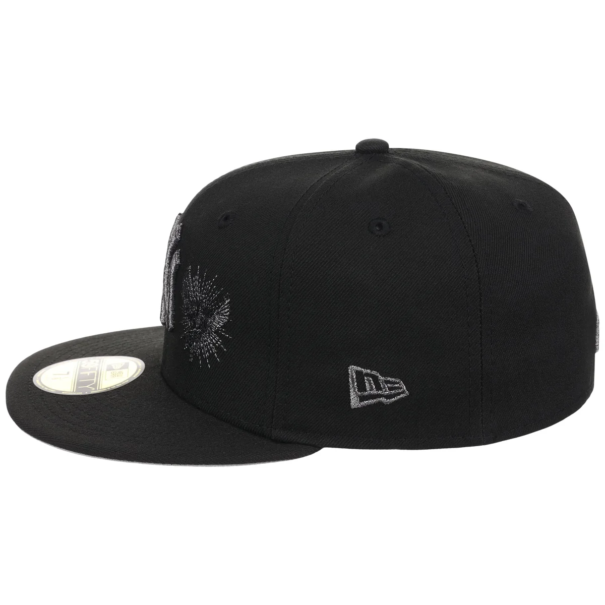 New York Yankees Birds New Era 59FIFTY detail view