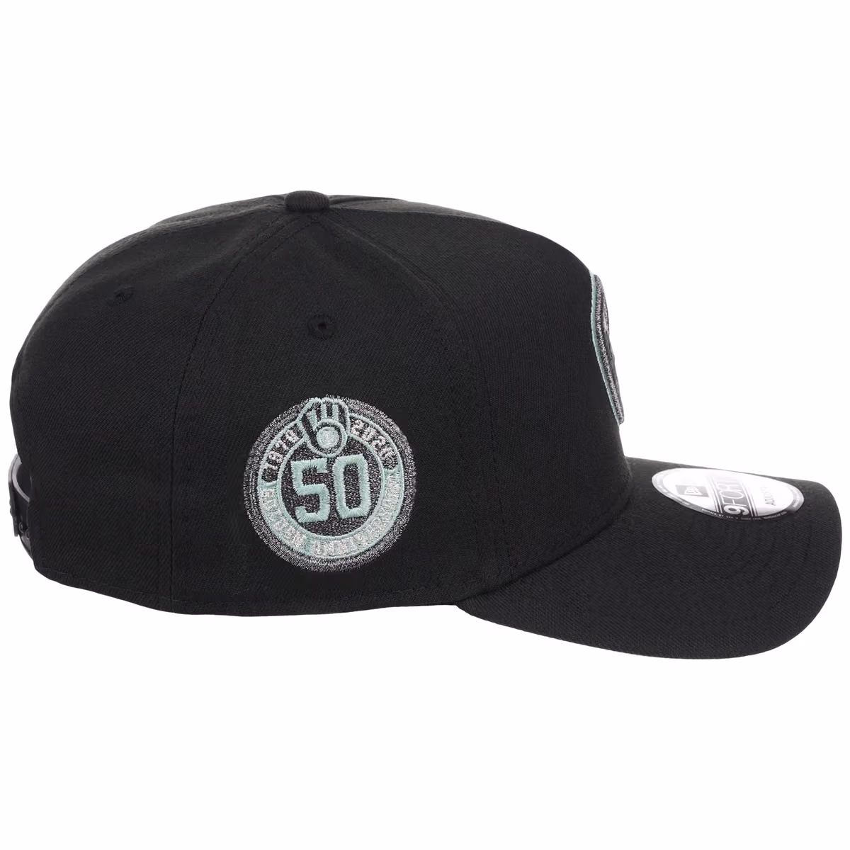 Milwaukee Brewers MLB Alpine Snow New Era 9FORTY A-Frame detail view