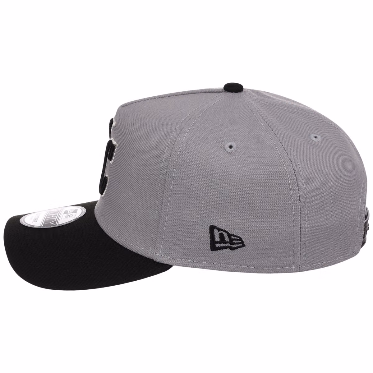 Kansas City Royals MLB Gray x Black FASHION CORE New Era 9FORTY A-Frame detail view