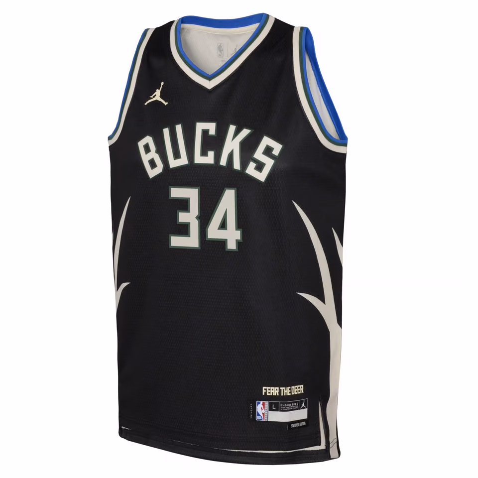 Giannis Antetokounmpo #34 Milwaukee Bucks Jordan Swingman NBA Jersey Black (YOUTH) view 2