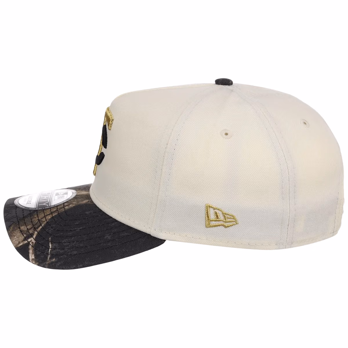 Minnesota Twins MLB Black Realtree Chrome New Era 9FORTY detail view