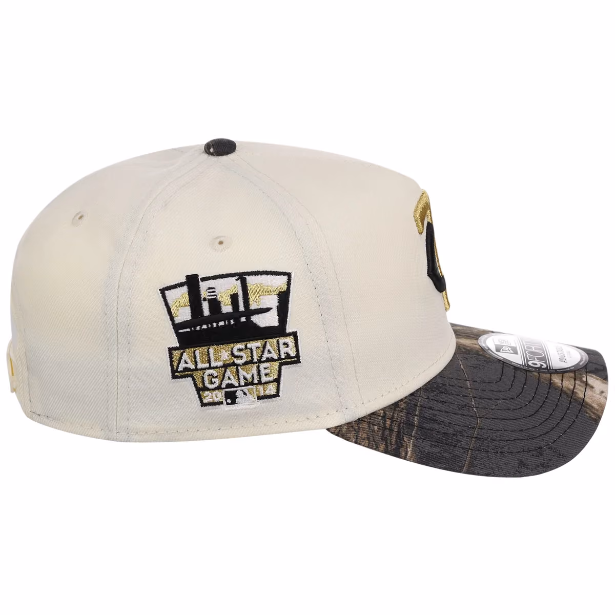 Minnesota Twins MLB Black Realtree Chrome New Era 9FORTY detail view
