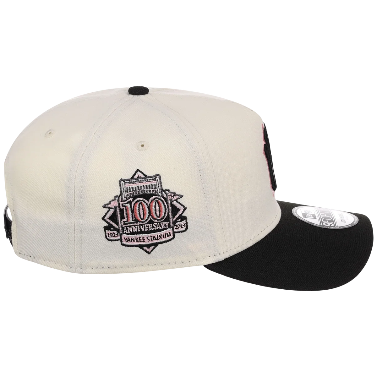 New York Yankees MLB Chrome Blinky New Era 9FORTY A-Frame detail view